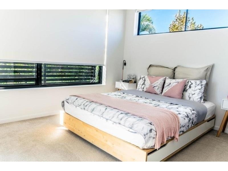 3/47 Dickenson, Carina QLD 4152