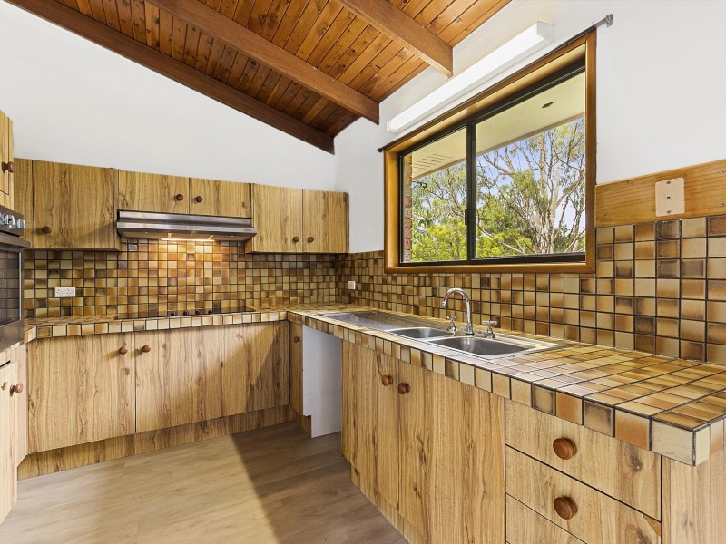 217 Upper Lyndale Street, Shailer Park QLD 4128