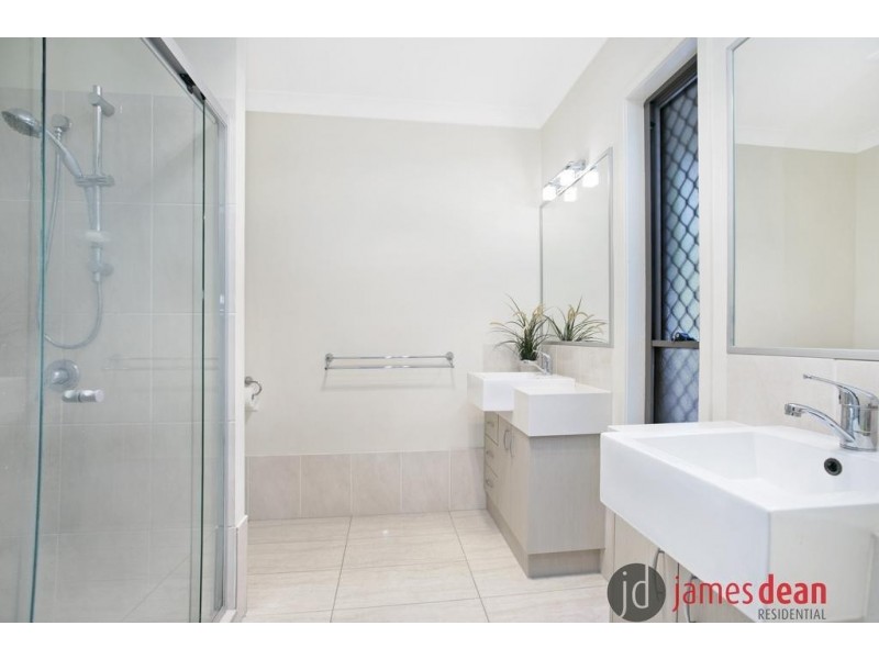 41 Foxwood Circuit, Wakerley QLD 4154