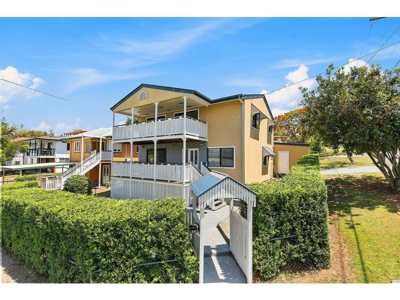 39 Roseneath Parade, Wynnum West QLD 4178