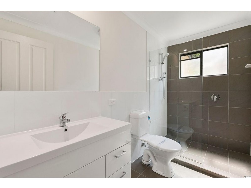 39 Roseneath Parade, Wynnum West QLD 4178