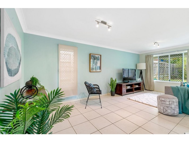 99 Kamarin Street, Manly West QLD 4179