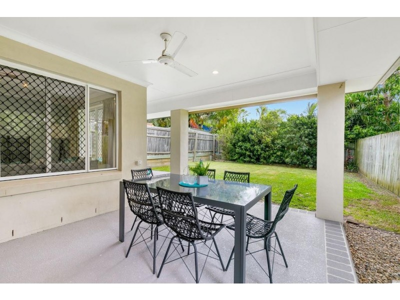 99 Kamarin Street, Manly West QLD 4179
