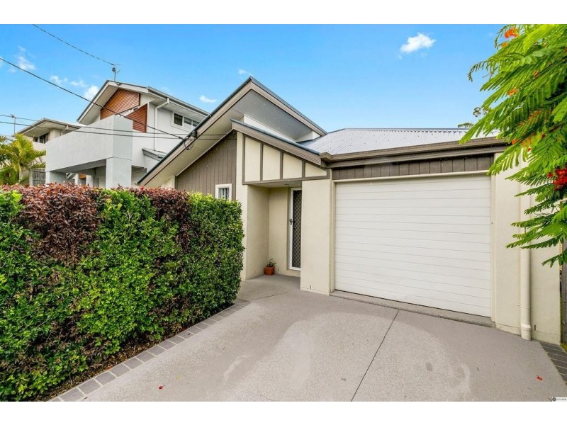 99 Kamarin Street, Manly West QLD 4179