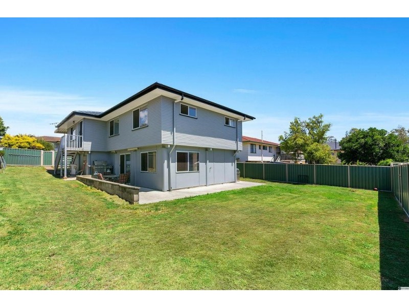 6 Balnave Street, Wynnum West QLD 4178