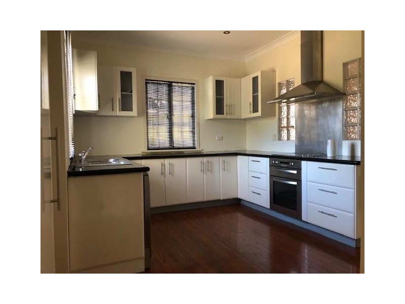 57 Haig Street, Wynnum QLD 4178