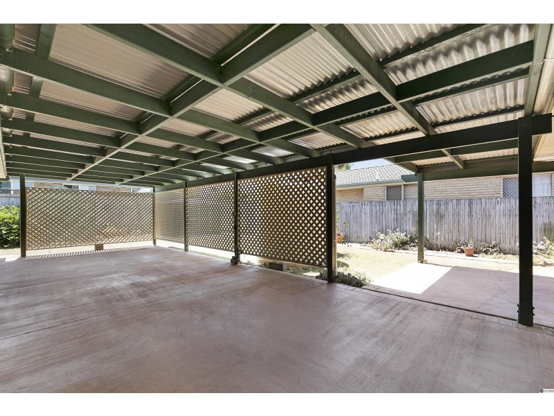 52 Miles Crescent, Manly West QLD 4179