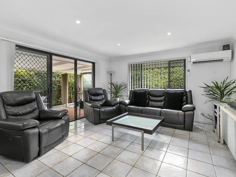 10 Murdock Place, Wakerley QLD 4154