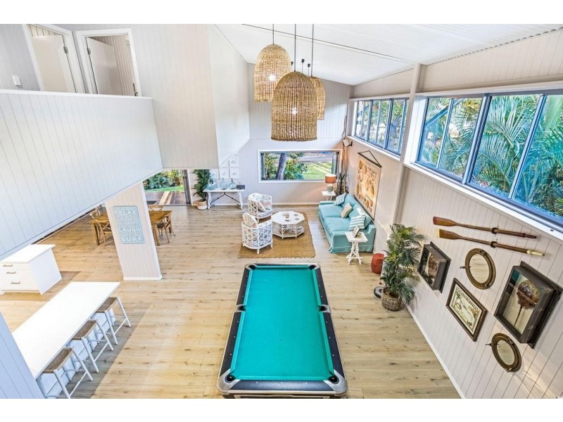 15 Kooringal Esplanade, Kooringal QLD 4025