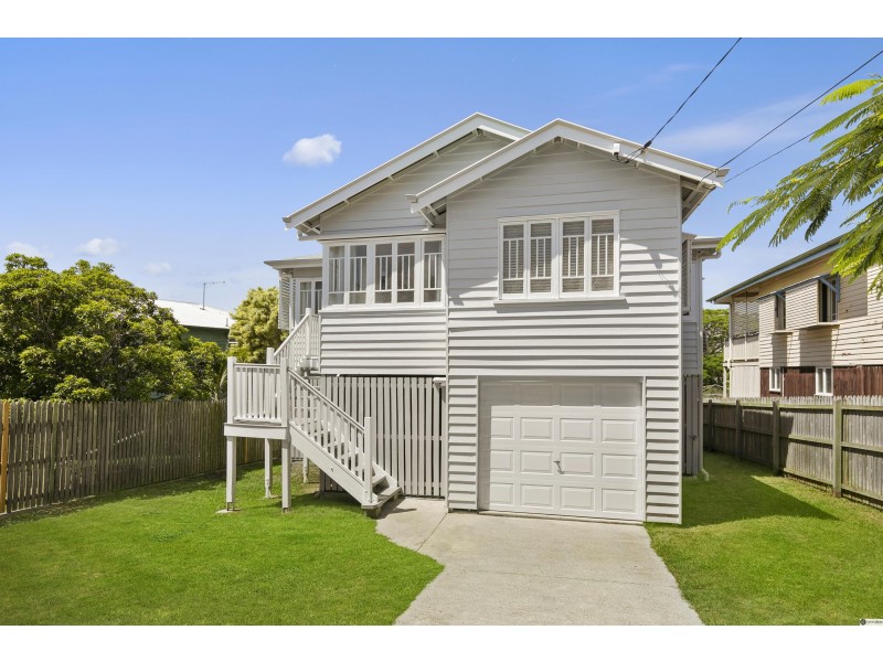 17 Stephen Street, Camp Hill QLD 4152