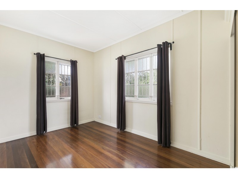 39 Junction Road, Morningside QLD 4170