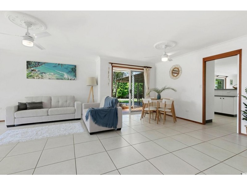 40 Byng Road, Birkdale QLD 4159