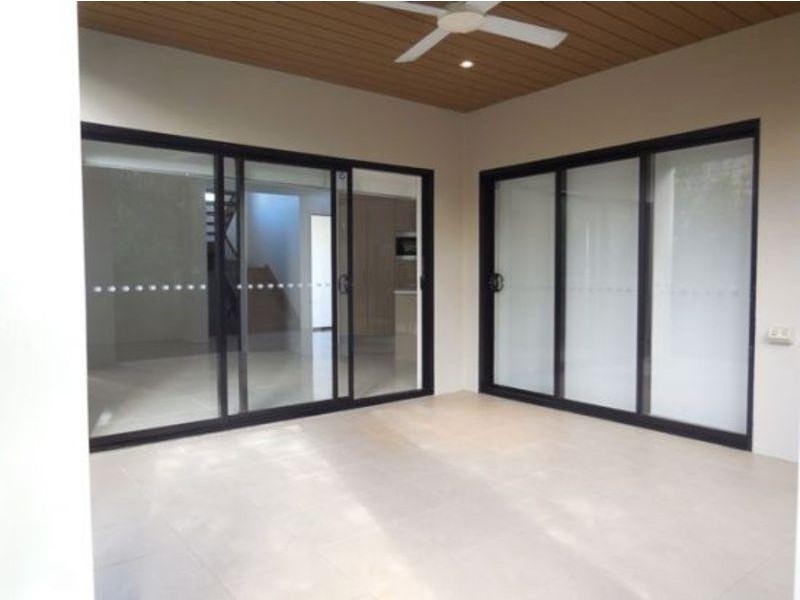 1/134 Ridgeway Avenue, Southport QLD 4215