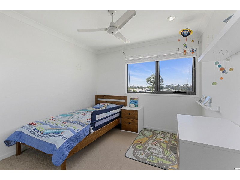 18 Macquarie Street, Wakerley QLD 4154