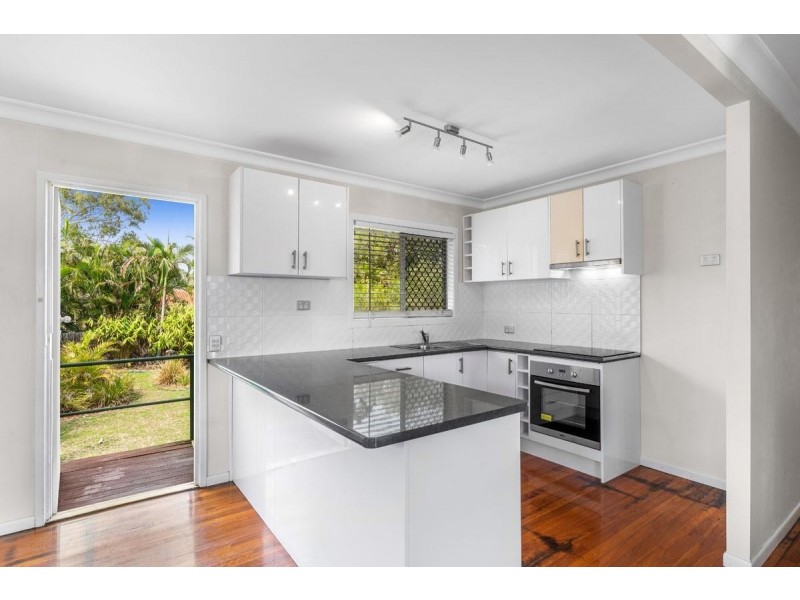 17 Greenslade Street, Tingalpa QLD 4173