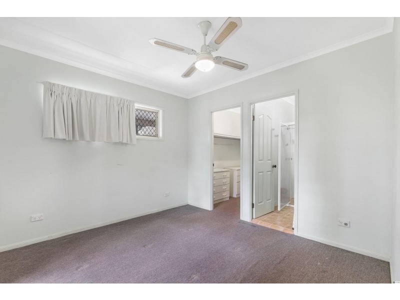 1001 New Cleveland Road, Gumdale QLD 4154