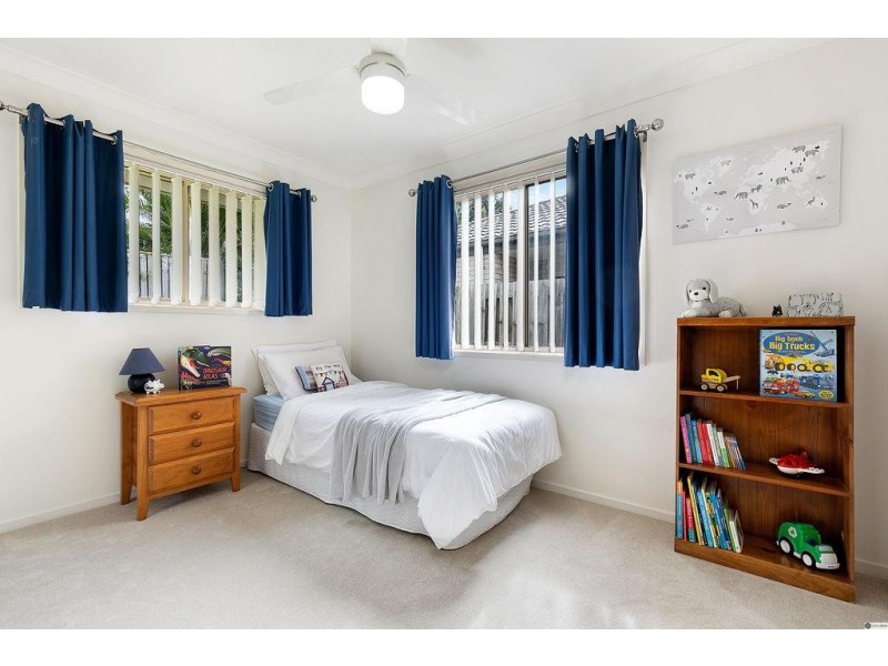 9 Brighton Court, Wakerley QLD 4154