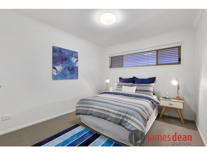 75 Ivy Crescent, Wakerley QLD 4154