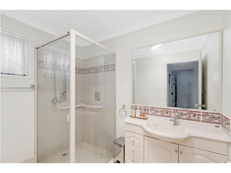 21 Marty Street, Wynnum West QLD 4178