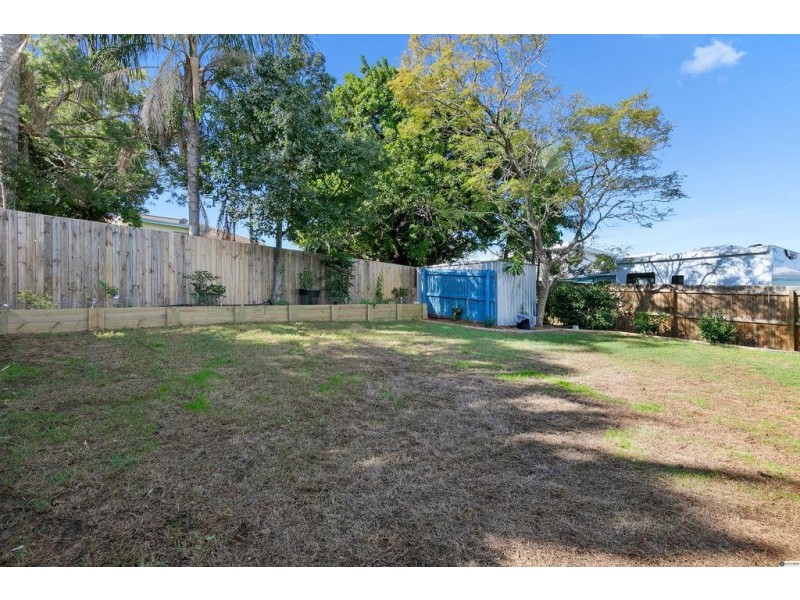 14A Oakley Street, Manly QLD 4179