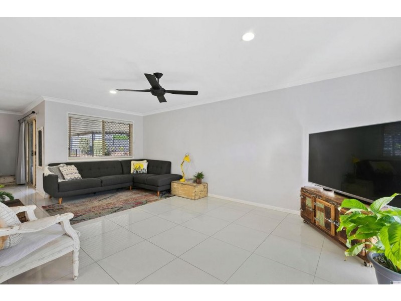 36 Oberon Esplanade, Hemmant QLD 4174