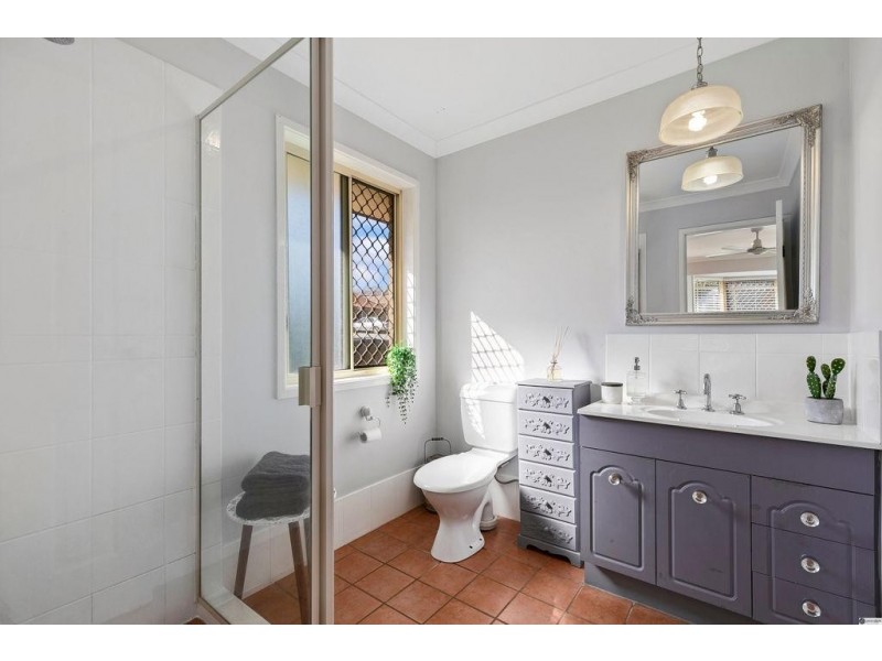 36 Oberon Esplanade, Hemmant QLD 4174