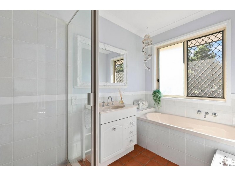 36 Oberon Esplanade, Hemmant QLD 4174