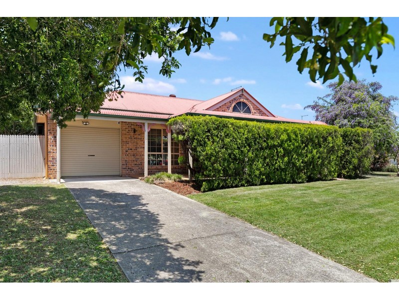 6 Pinnacle Place, Belmont QLD 4153
