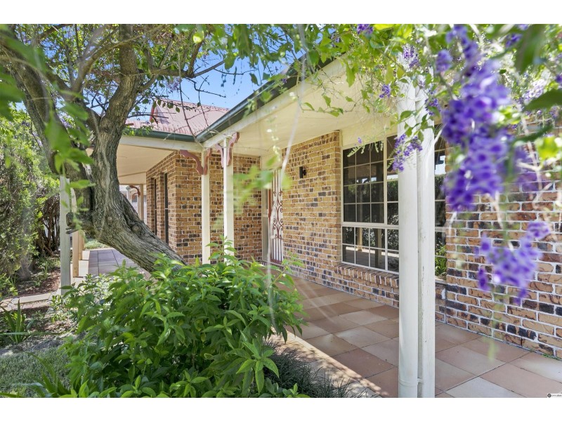 6 Pinnacle Place, Belmont QLD 4153