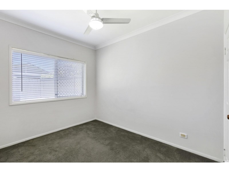 6 Pinnacle Place, Belmont QLD 4153