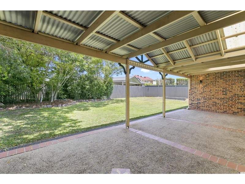 6 Pinnacle Place, Belmont QLD 4153