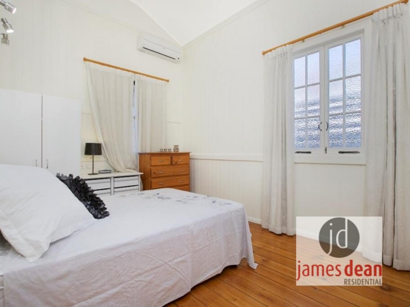 13 Keats Street, Cannon Hill QLD 4170