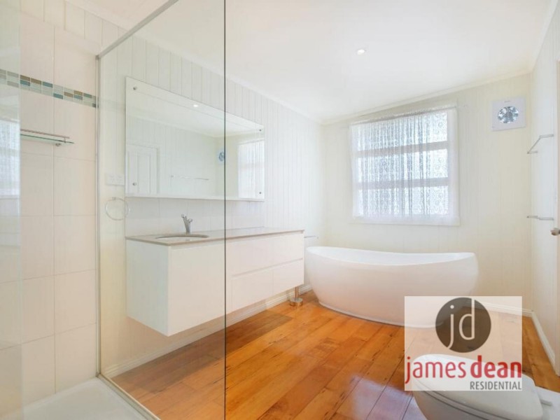 13 Keats Street, Cannon Hill QLD 4170