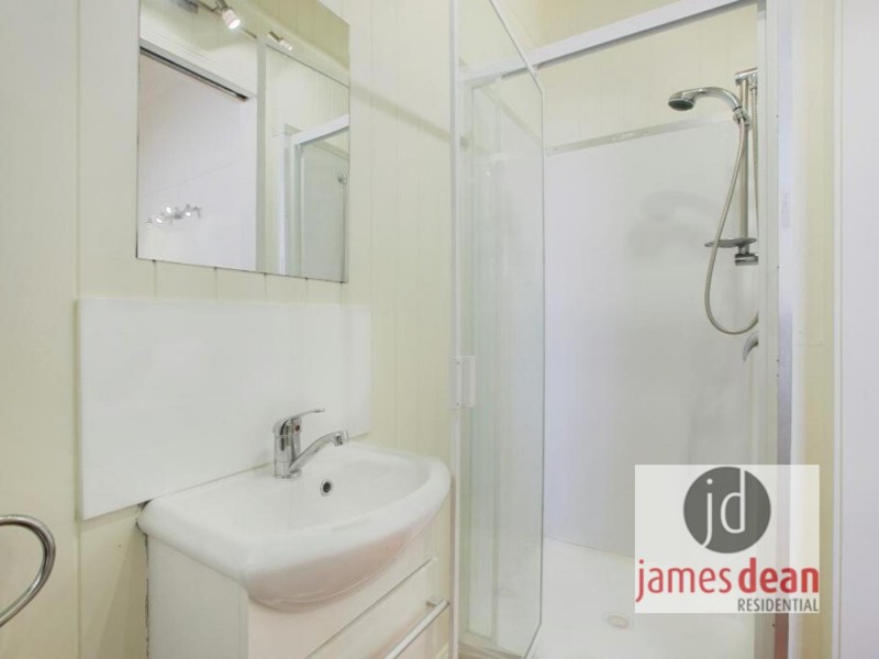 13 Keats Street, Cannon Hill QLD 4170