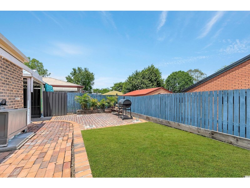 47 School Road, Wynnum West QLD 4178