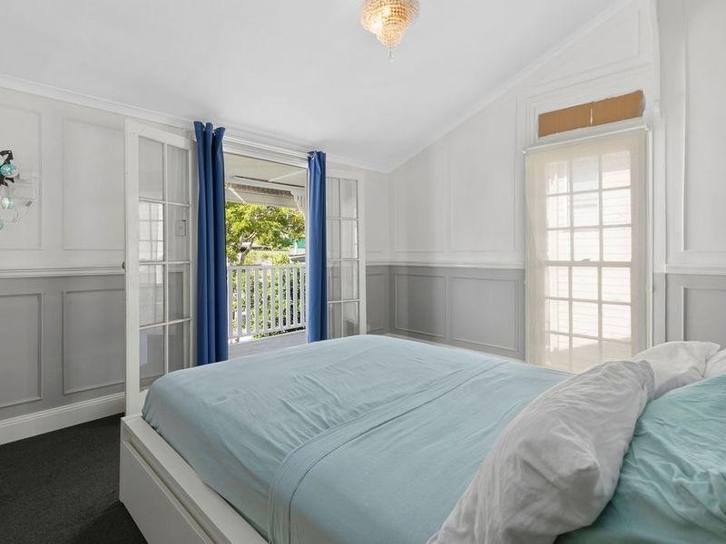 12 Carbethon Street, Manly QLD 4179