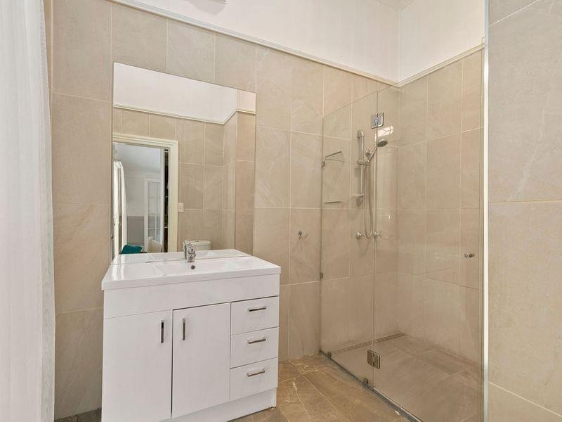12 Carbethon Street, Manly QLD 4179