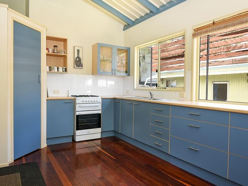 93 Midgen St, Kooringal QLD 4025