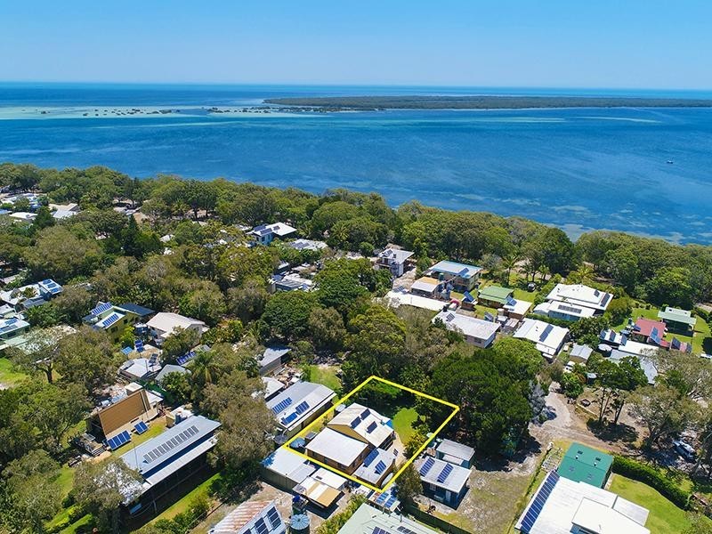 93 Midgen St, Kooringal QLD 4025