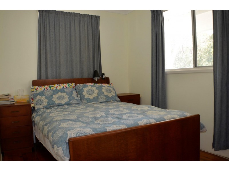 37 Midgen Street, Kooringal QLD 4025