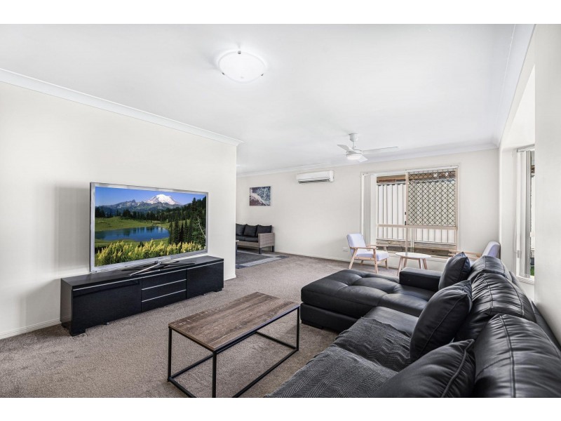 11 Butler Street, Wakerley QLD 4154