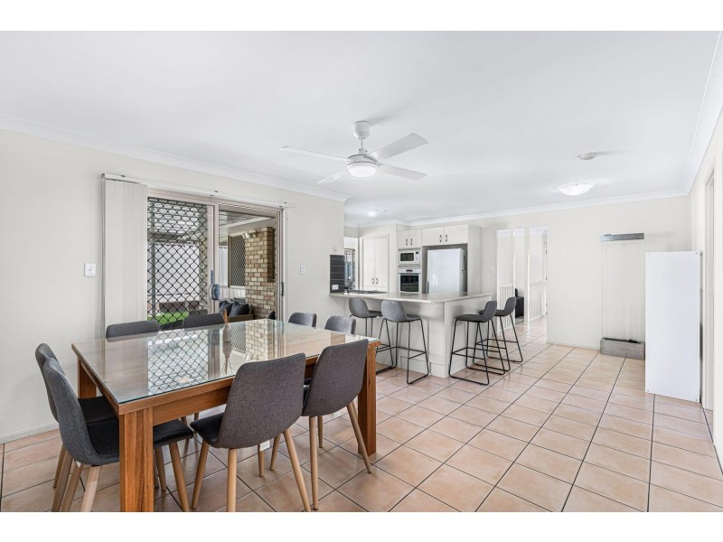 11 Butler Street, Wakerley QLD 4154