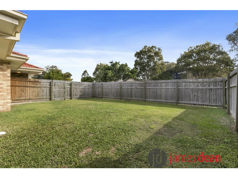 25 Wirra Circuit, Wynnum West QLD 4178