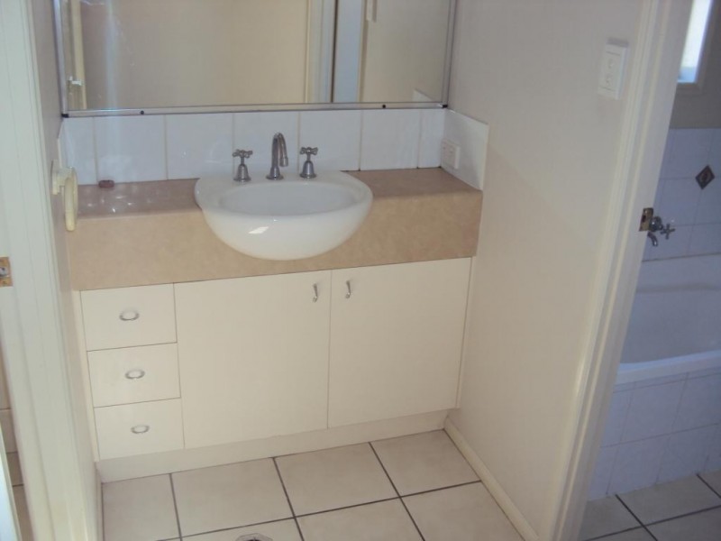 10 Graven Street, Murarrie QLD 4172