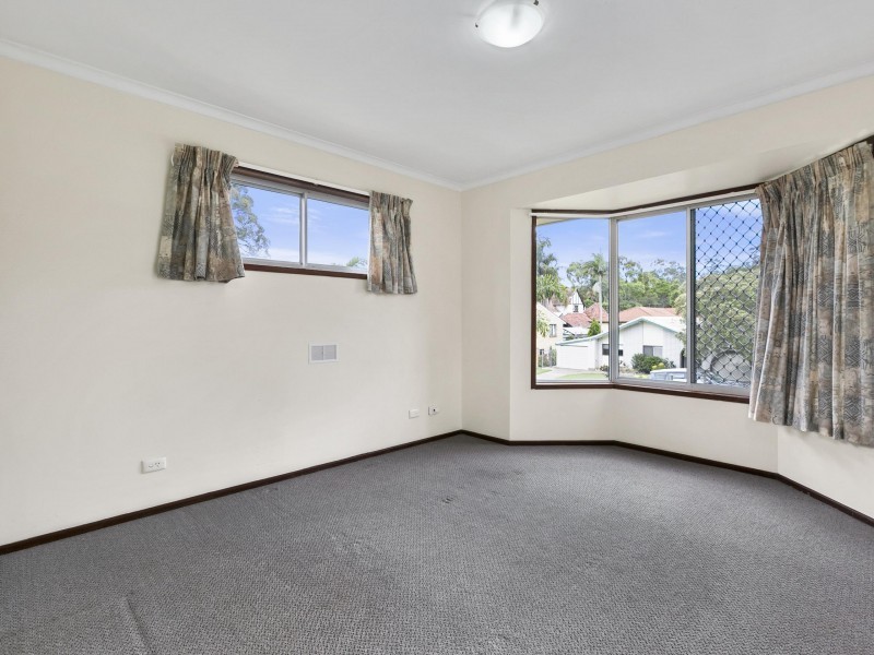 5 Falstaff Street, Belmont QLD 4153