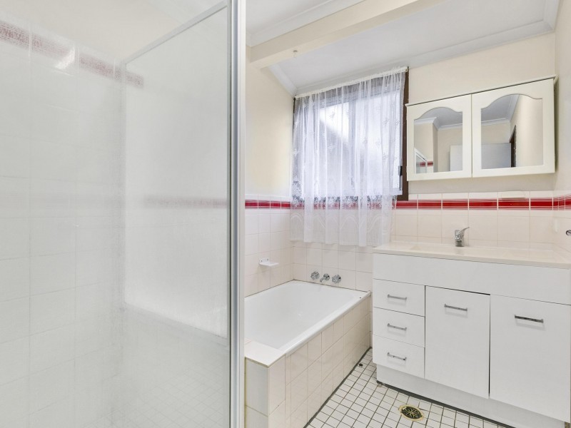 5 Falstaff Street, Belmont QLD 4153