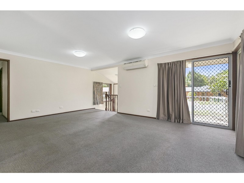 5 Falstaff Street, Belmont QLD 4153