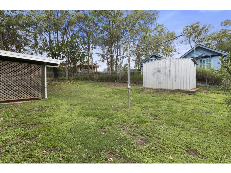 5 Falstaff Street, Belmont QLD 4153
