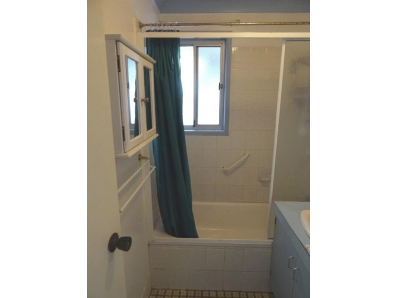 323 Belmont Road, Belmont QLD 4153