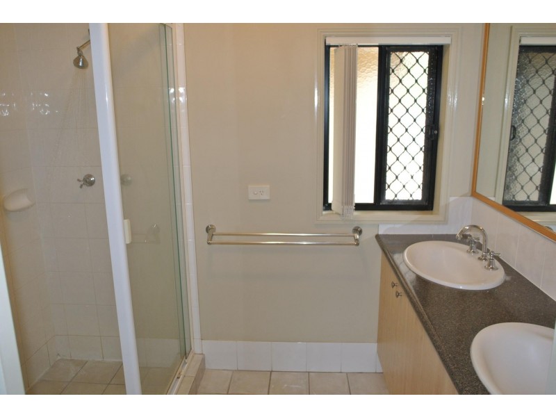 17 Rudkin Street, Wakerley QLD 4154